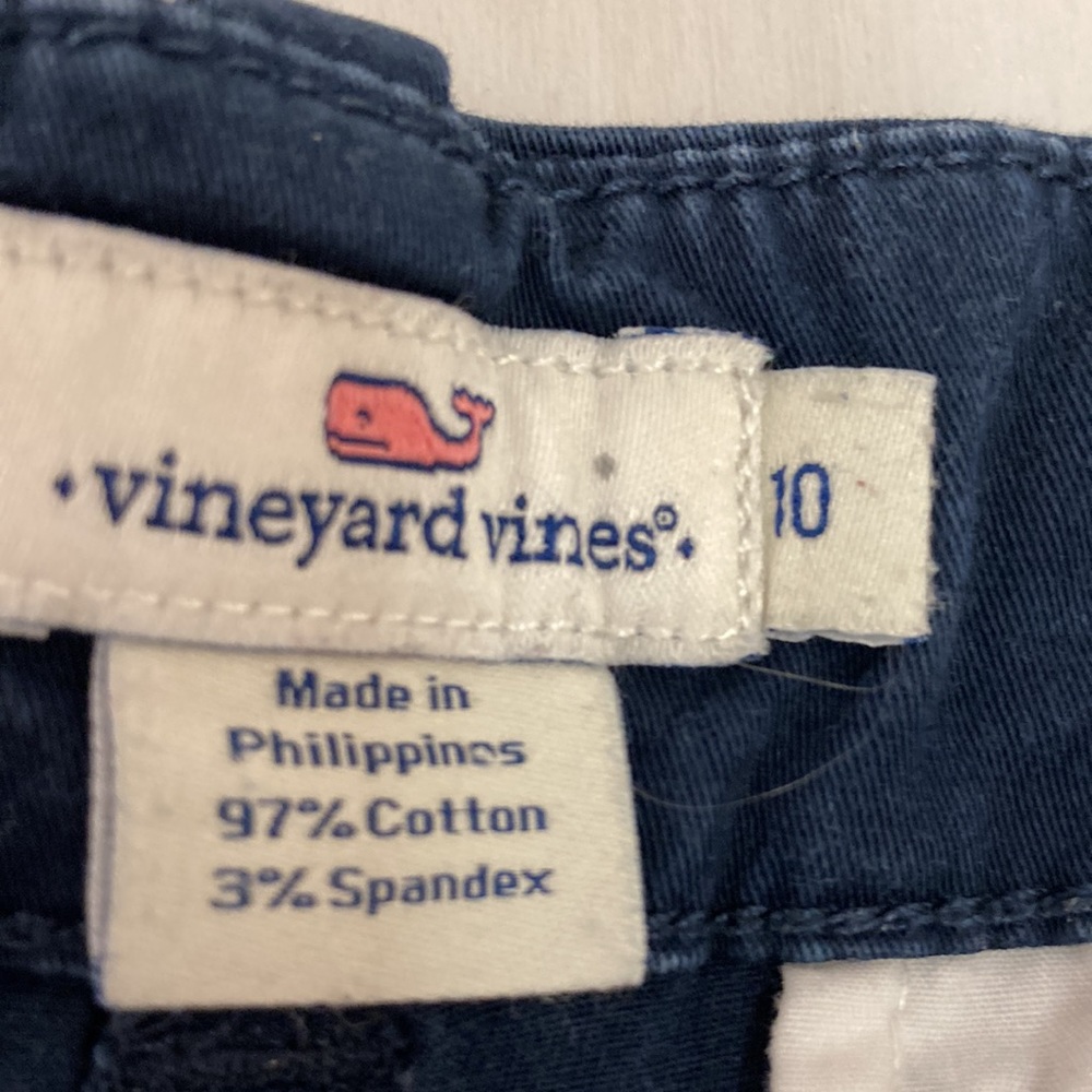 Vineyard Vines - Picture 3 of 4